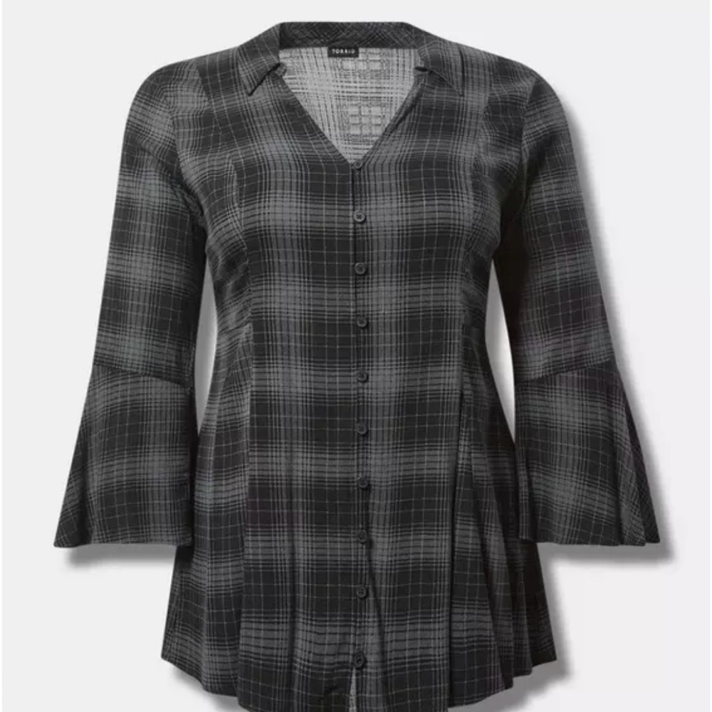 TORRID Plus Size 4 NWT 4X 26 Fit & Flare Rayon Slub Tunic with Bell Sleeves